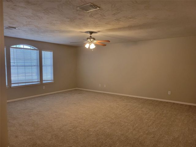 3715 Pinehurst Drive, Pearland, TX 77581