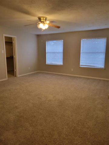 3715 Pinehurst Drive, Pearland, TX 77581