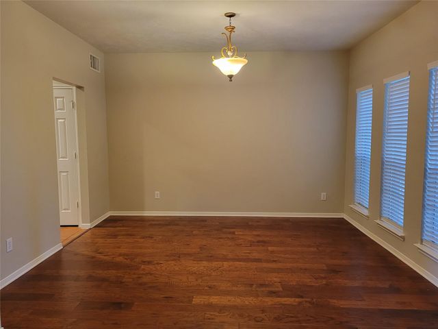 3715 Pinehurst Drive, Pearland, TX 77581