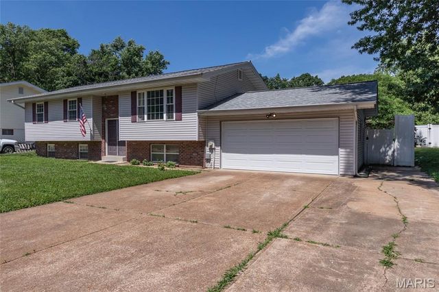 755 Islamorada Drive, Fenton, MO 63026