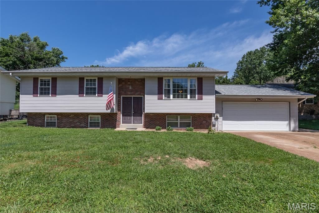 755 Islamorada Drive, Fenton, MO 63026