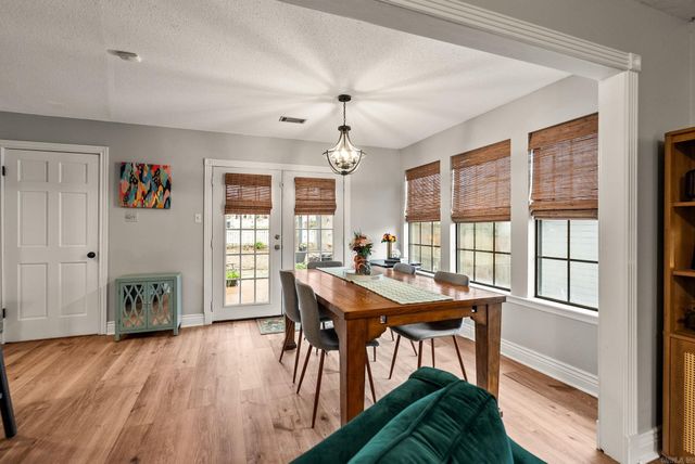 2 Cedar Ridge Court, Little Rock, AR 72211