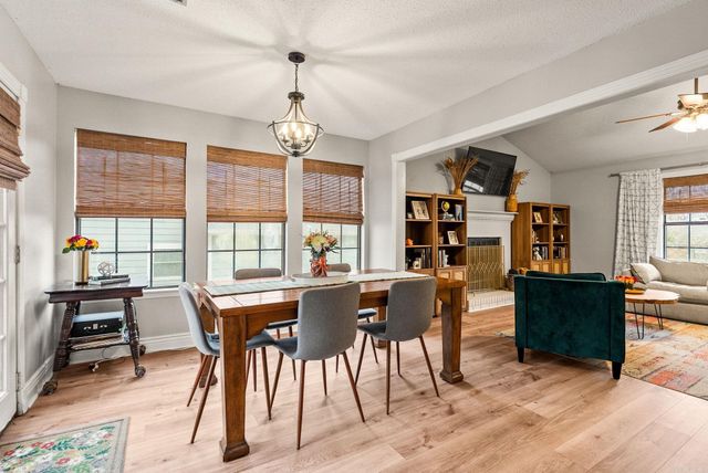 2 Cedar Ridge Court, Little Rock, AR 72211