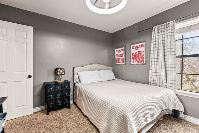 2 Cedar Ridge Court, Little Rock, AR 72211