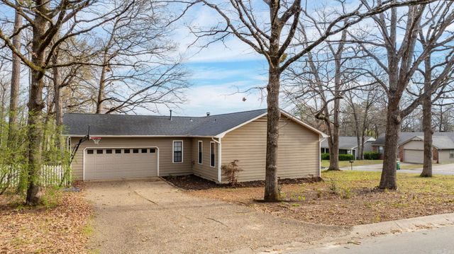 2 Cedar Ridge Court, Little Rock, AR 72211