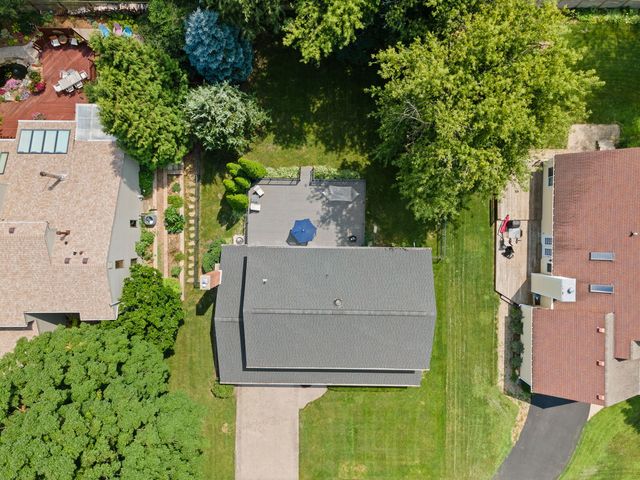 305 Bell Drive, Cary, IL 60013