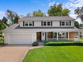 305 Bell Drive, Cary, IL 60013
