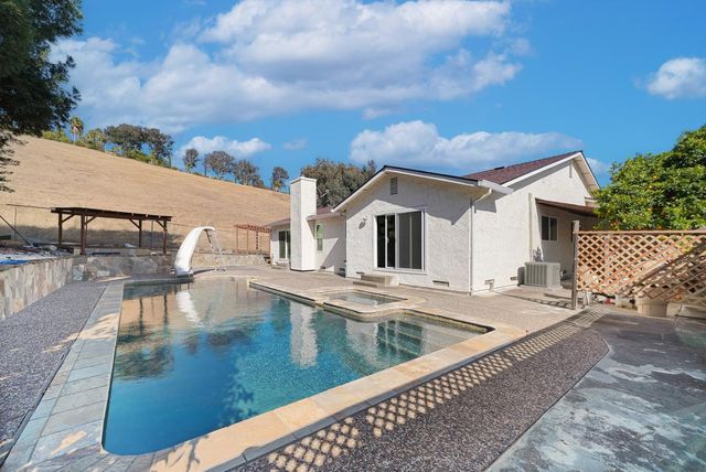 1091 Zamora Court, Milpitas, CA 95035