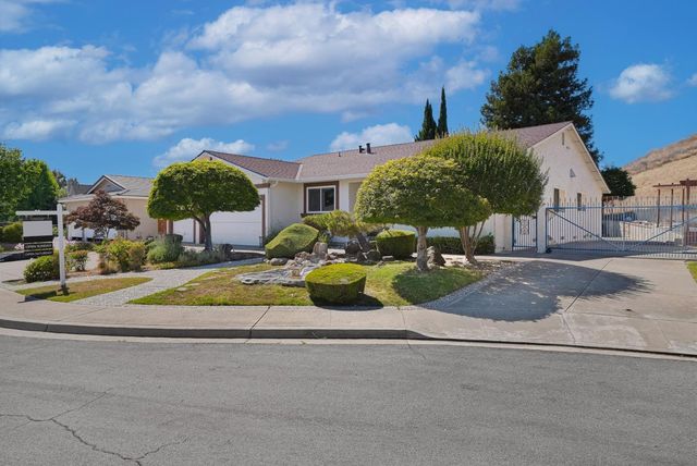 1091 Zamora Court, Milpitas, CA 95035