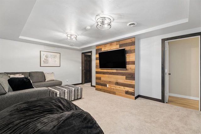 5078 N MILKWEED TRAIL, Appleton, WI 54913