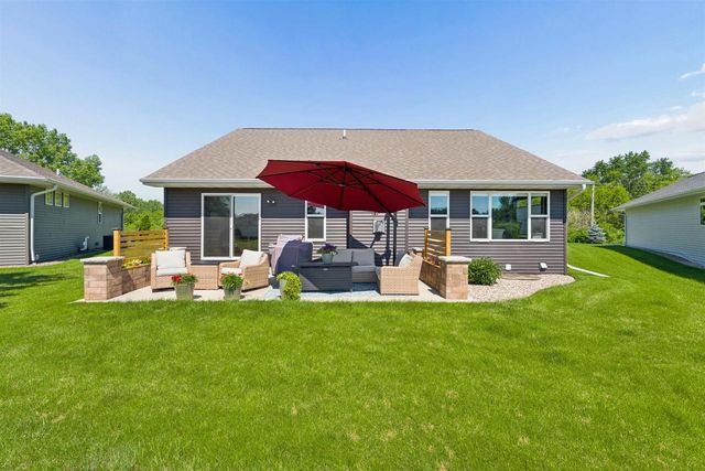5078 N MILKWEED TRAIL, Appleton, WI 54913
