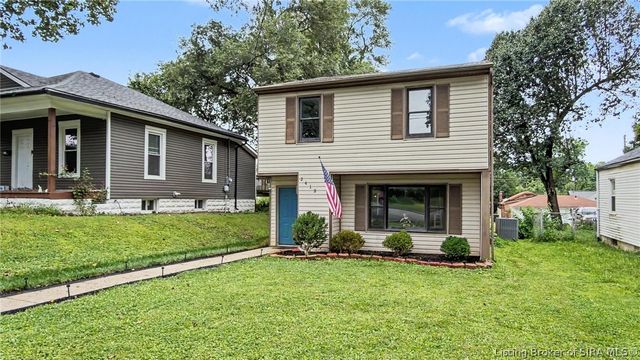 2419 Shelby Street, New Albany, IN 47130