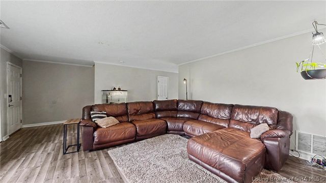 2419 Shelby Street, New Albany, IN 47130