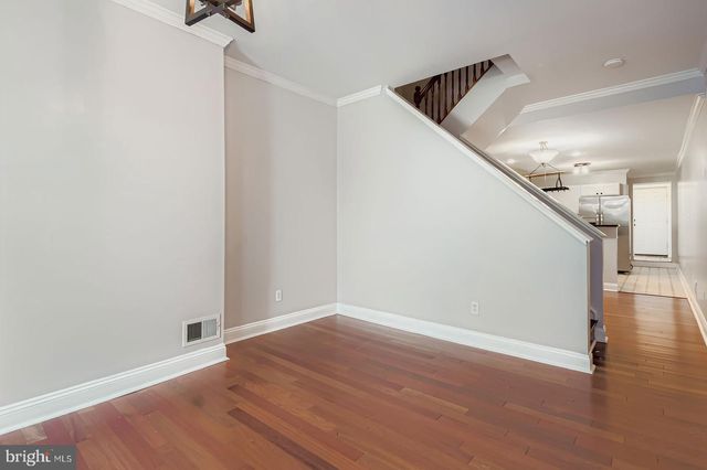 2535 N HOWARD ST, Baltimore, MD 21218