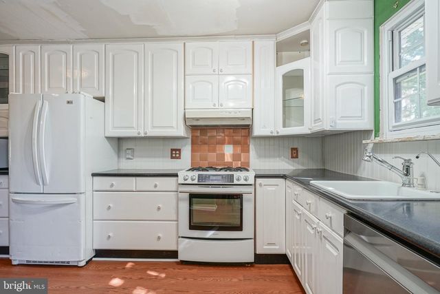 8 GLORIA CT, Eastampton, NJ 08060