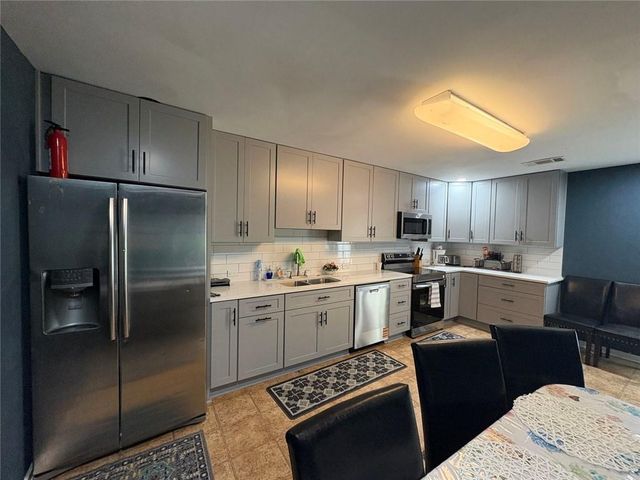 180 Village Green Court SW B, Lilburn, GA 30047