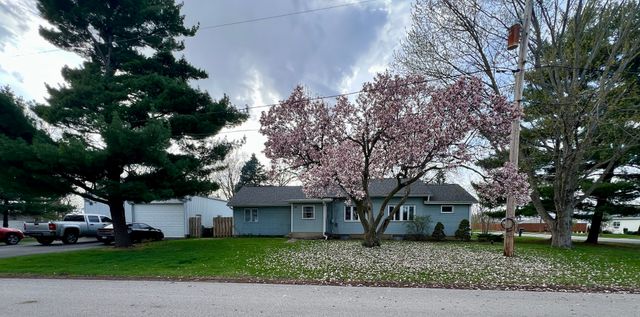 26 Cross Street, Bristol, IL 60512