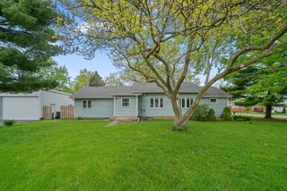 26 Cross Street, Bristol, IL 60512