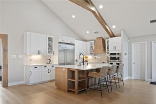 294 Hidden Creek DR, Dripping Springs, TX 78620