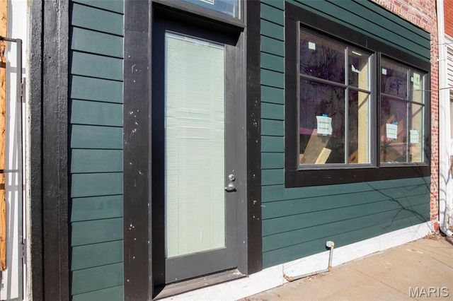 7011 S Broadway, St Louis, MO 63111