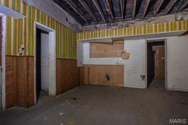 7011 S Broadway, St Louis, MO 63111