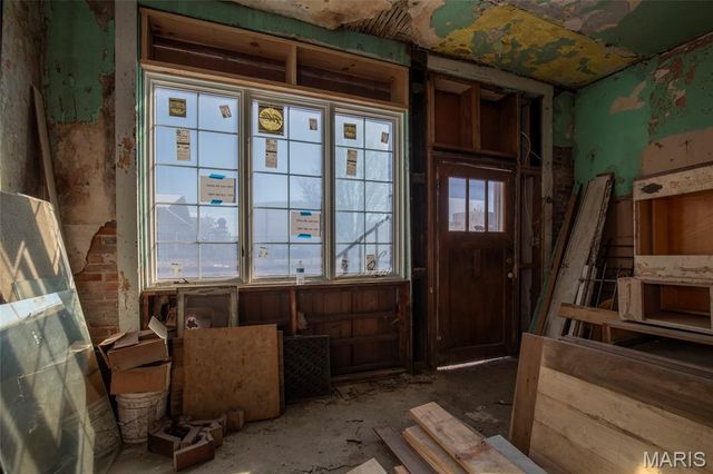 7011 S Broadway, St Louis, MO 63111