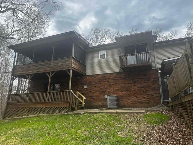 54 Hubbards Heights, Huntington, WV 25704