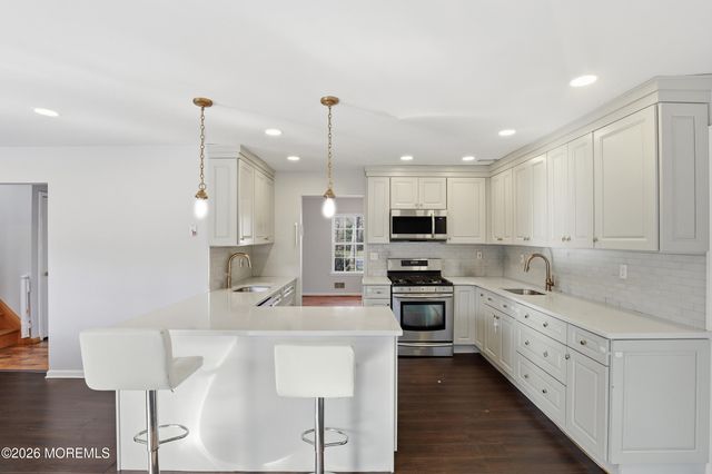 9 Stacy Court, Jackson, NJ 08527