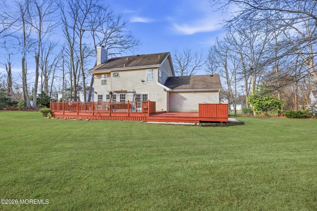 9 Stacy Court, Jackson, NJ 08527