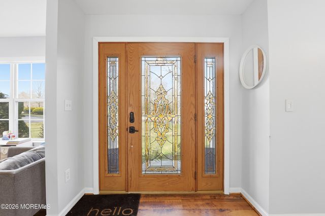 9 Stacy Court, Jackson, NJ 08527