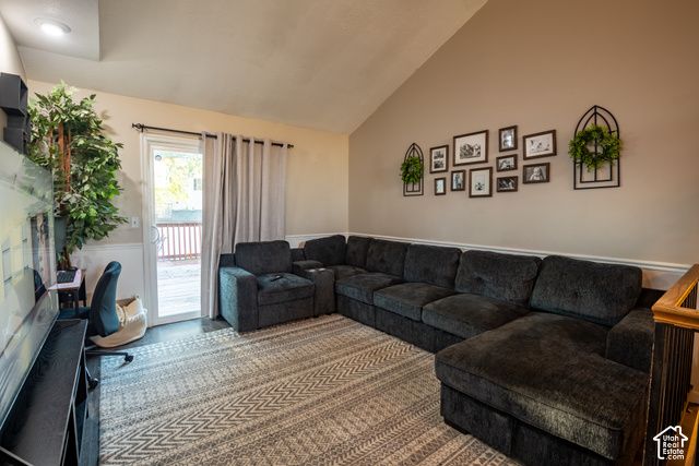 9170 S RIVER RIDGE DR, West Jordan, UT 84088