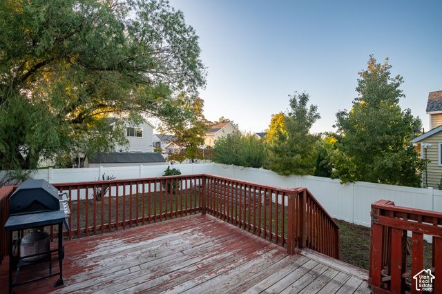 9170 S RIVER RIDGE DR, West Jordan, UT 84088