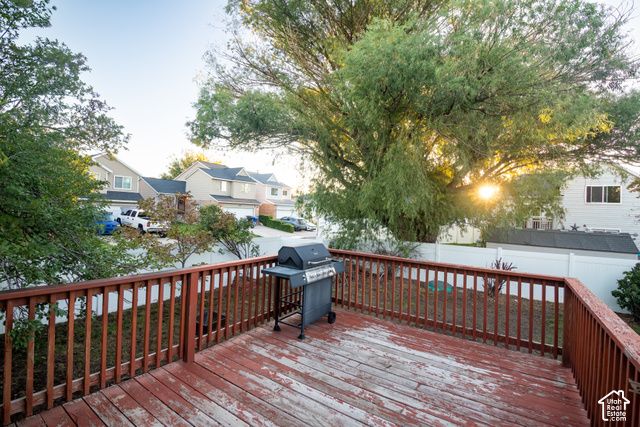 9170 S RIVER RIDGE DR, West Jordan, UT 84088
