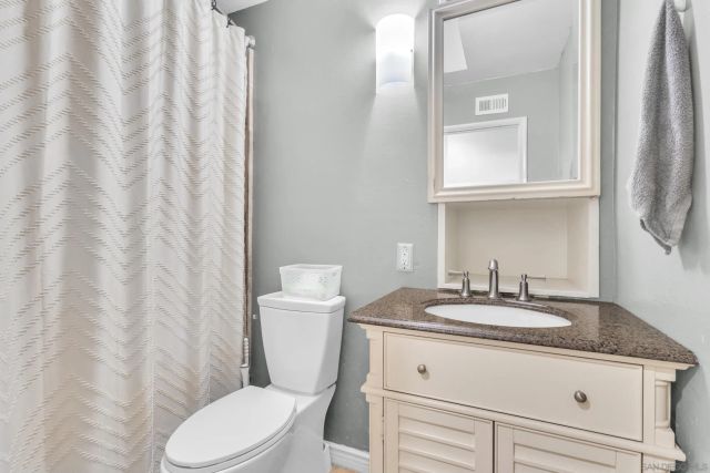 6907 Bettyhill Dr., San Diego, CA 92117