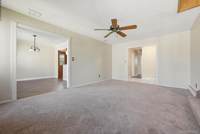 30 Columbine Lane, Kings Park, NY 11754