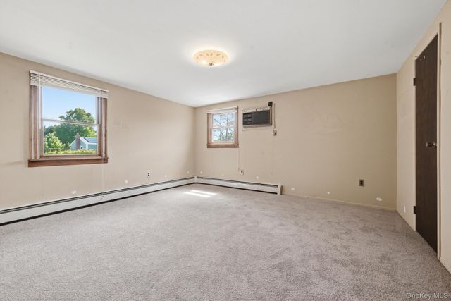 30 Columbine Lane, Kings Park, NY 11754