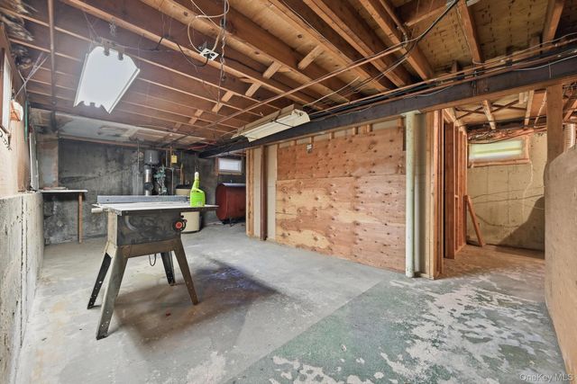 30 Columbine Lane, Kings Park, NY 11754