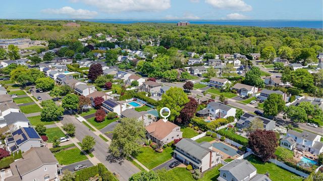 30 Columbine Lane, Kings Park, NY 11754