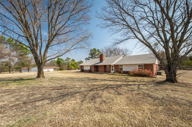 920 N 60th Street, Noble, OK 73068