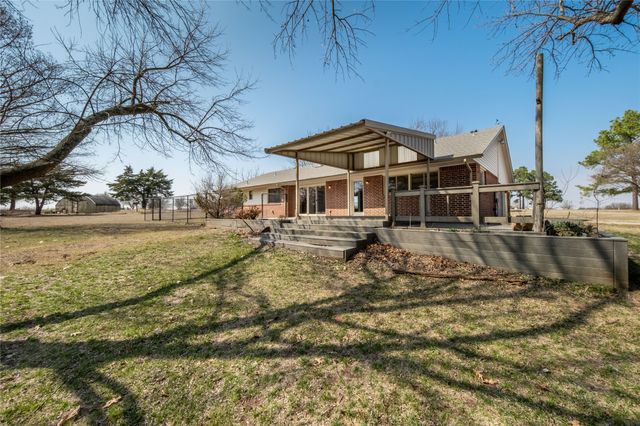 920 N 60th Street, Noble, OK 73068