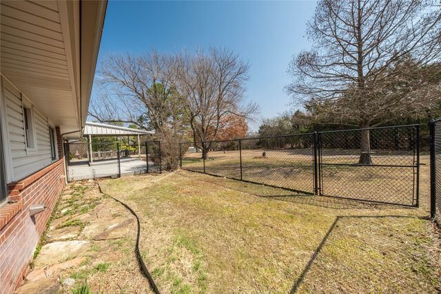 920 N 60th Street, Noble, OK 73068