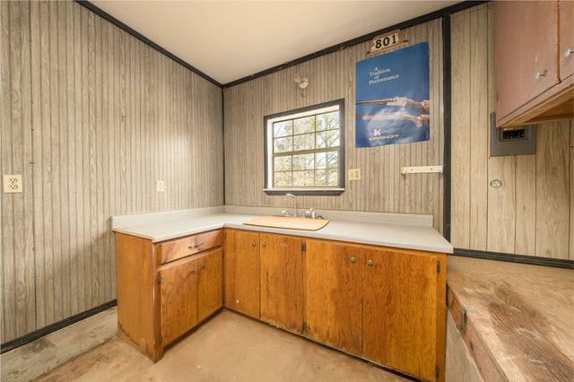 920 N 60th Street, Noble, OK 73068