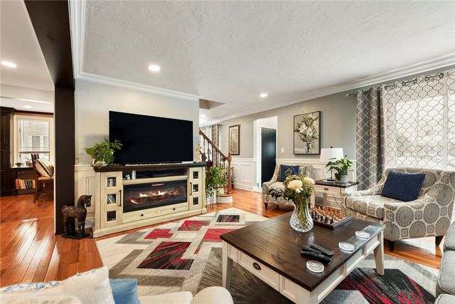 1121 Monongahela Blvd, White Oak, PA 15131