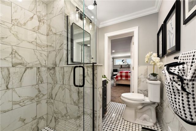 1121 Monongahela Blvd, White Oak, PA 15131