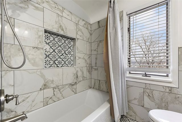 1121 Monongahela Blvd, White Oak, PA 15131