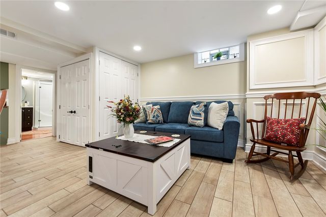 1121 Monongahela Blvd, White Oak, PA 15131