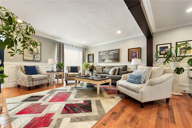 1121 Monongahela Blvd, White Oak, PA 15131