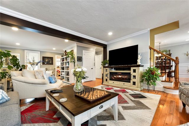 1121 Monongahela Blvd, White Oak, PA 15131