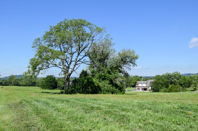 0 Hwy 25 W, Gallatin, TN 37066