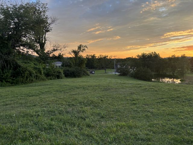 0 Hwy 25 W, Gallatin, TN 37066